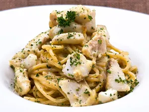 SPAGHETTI ALLA CARBONARA DI PESCE